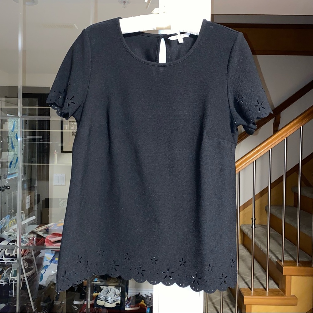 Alfred Sung Black Scalloped Edge Short Sleeve Top